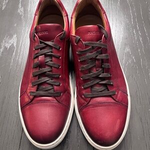 Magnanni Men's Wine Leather Lace-Up Sneakers